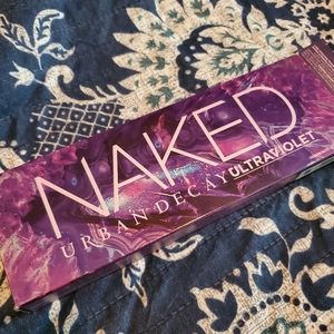 Naked Urban Decay Ultraviolet palette